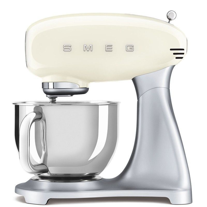 robot-de-cocina-smeg-smf02creu-crema-amasador-anos-50-style