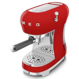 smeg-cafetera-ecf02rdeu-espresso-roja-9