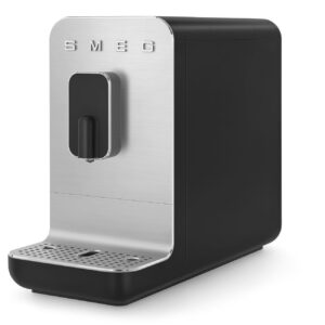 smeg-maquina-cafe-automatica-bcc11blmeu-inox-mate-150-g-thermoblock-14-l-19-bar-7-bebidas-sin-vaporizador-9
